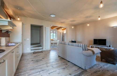 Costigliole d'Asti House | Cozy Villa Apartment with Pool, WiFi, and Pet-Friendly Perks
