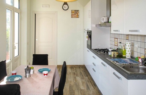 San Michele di Moriano Villa | Inviting Villa Apartment for 4 with Pool, A/C & Terrace