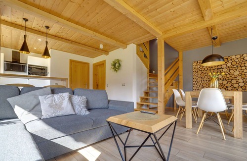 Szczyrk House | Nice apartment in villa for 8 guests with WIFI, TV, terrace and panoramic view