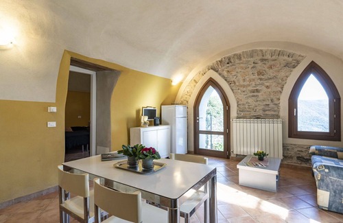 Novelli Apartment | Inviting Apartment with Pool, Ocean Views & Pet-Friendly Perks
