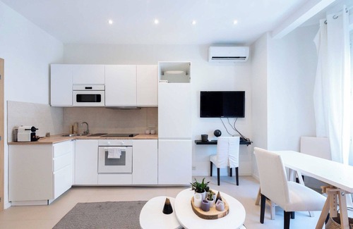 Juan-les-Pins Apartment | Nice apartment Juan-Les-Pins - 300m Beach