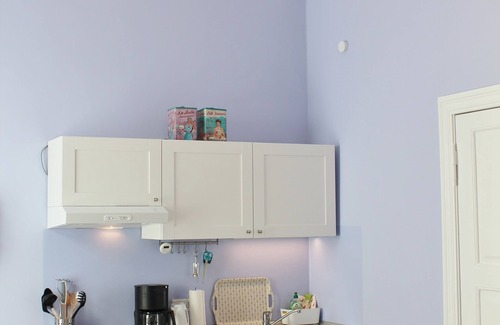 Altstadt Apartment | Perfect Lilac Apartment in Central Location with Breakfast