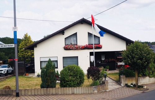 Luxem Apartment | Ideal Apartment Near Nürburgring for Hiking and Relaxation