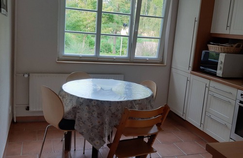Suxdorf Condo | Idyllic Farm Stay: Child-Friendly Apartment with Kitchen