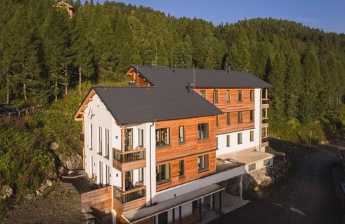 Turracher Hohe Apartment | Nice Apartment With Balcony or Terrace