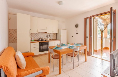 Specchiolla Apartment | Inviting Apartment with WIFI, A/C & Pets Welcome Near Ost