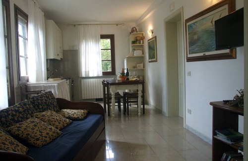 Val Canina Apartment | Cozy Ground Floor Apartment with Terrace & Oceanfront Views