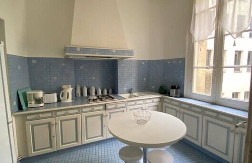 Viarme Apartment | Cozy Apartment with Balcony in Central Nantes Awaits You!