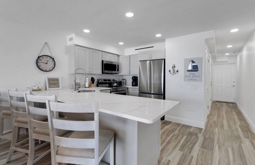 Bonita Springs Condo | Nice BEACH CONDO in charming Bonita Springs