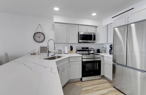 Bonita Springs Condo | Nice BEACH CONDO in charming Bonita Springs