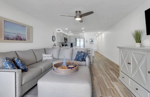 Bonita Springs Condo | Nice BEACH CONDO in charming Bonita Springs