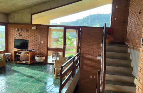 Praia do Toque-Toque Pequeno House | Idyllic Beach House in Toque-Toque with Pool & Ocean Views