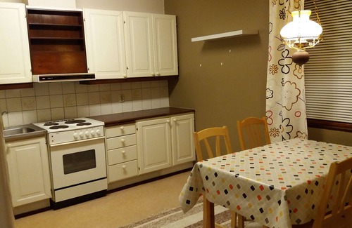 Vaasa Apartment | Spacious Apartment in Vaasa with Breakfast and Kitchen
