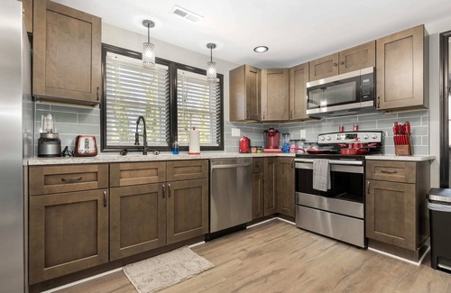 Mount Holly House | Cozy Cedar Craftsman: Pet-Friendly Retreat in Nature