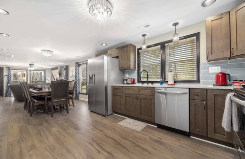 Mount Holly House | Cozy Cedar Craftsman: Pet-Friendly Retreat in Nature