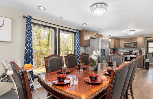 Mount Holly House | Cozy Cedar Craftsman: Pet-Friendly Retreat in Nature