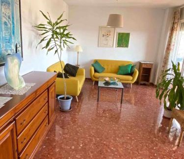 Huerta del Rey Vallellano Apartment | Elegant Central Flat with Breathtaking Views, Rated 9.2/10