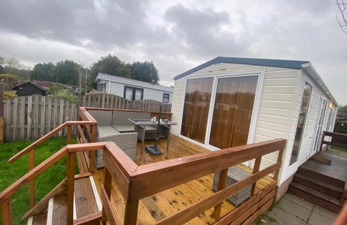 Berkhout Ski Chalet | Cozy Chalet Steps from the Beach, Perfect for Families