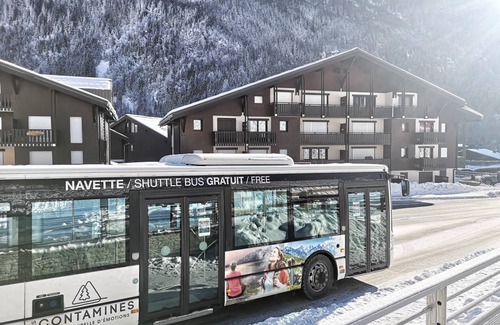 Les Contamines-Montjoie Apartment | Cozy Apartment with Pool, Steps from the Gondola