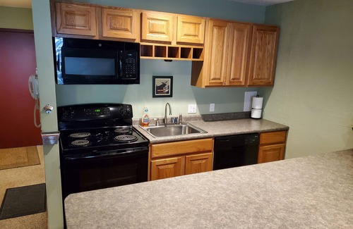 Bartlett House | Top-Rated Condo at Attitash Mountain Village Near Storyland
