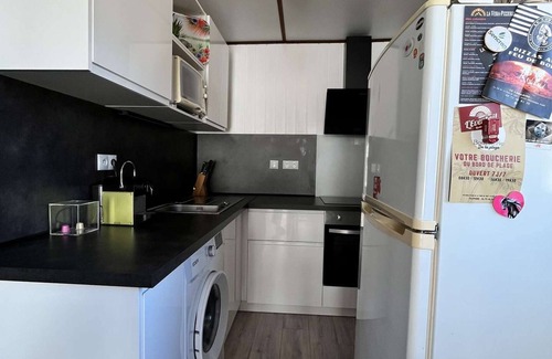 Portiragnes-Plage House | Cozy Corner Villa in Les Tamaris with Pool & Ocean Views
