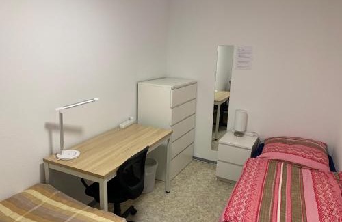 Oststadt Apartment | Cozy Central Apartment with Large Balcony for Families