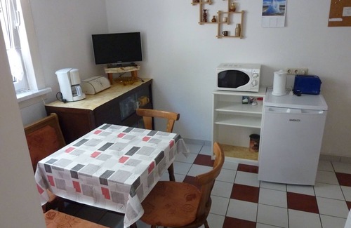 Katzhutte Apartment | Cozy Apartment with Kitchen & Breakfast - Rated 9.8/10