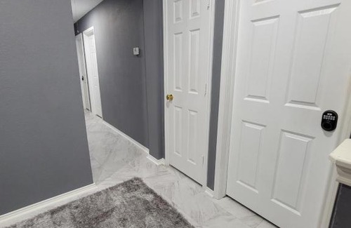 Grand Prairie House | Family-Friendly Guest Houses in Grand Prairie, TX