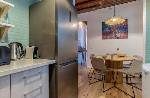 la Vila de Gracia Apartment | Cozy Apartment Near Passeig de Gracia - Guest Rated 9.8