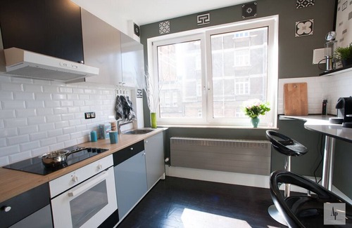 Postel House | Inviting Duplex Apartment with Terrace & Fully Equipped Kitchen