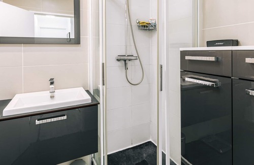 Petit-Ivry Apartment | Cozy Flat Near Paris in Ivry-sur-Seine - Welkeys