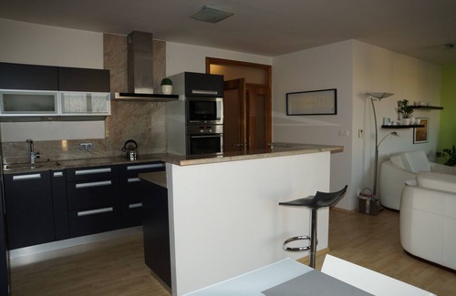 Hradec Kralove Apartment | Cozy Apartment in Hradec Králové with Pool & Kitchen