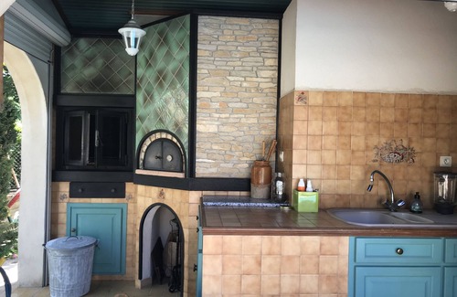Peyrolles-en-Provence Villa | Charming Ground Floor Villa in Aix en Provence & Luberon