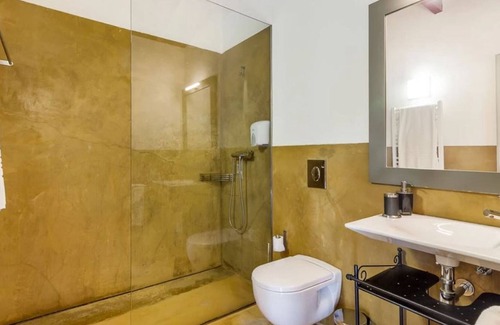 Tralhariz House | Nice holiday home in Carrazeda de Ansia with private terrace