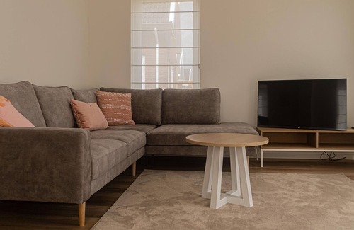 Municipality of Nissewaard House | Nice holiday home in Simonshaven with garden
