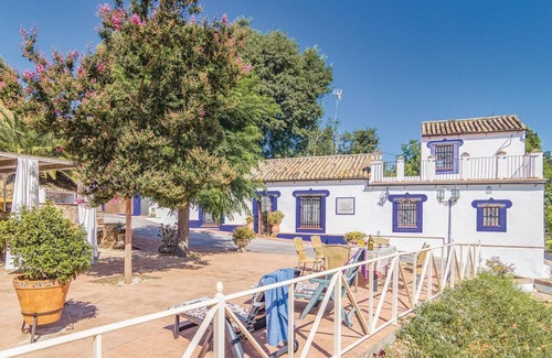 Hornachuelos House | Enjoy Breathtaking Views from Your Private Pool Retreat