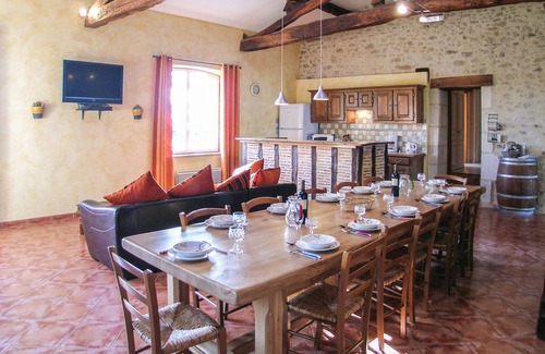 Saint-Meard-de-Gurcon House | Relaxing 6 Bedroom Retreat in Saint-Méard-de-Gurçon