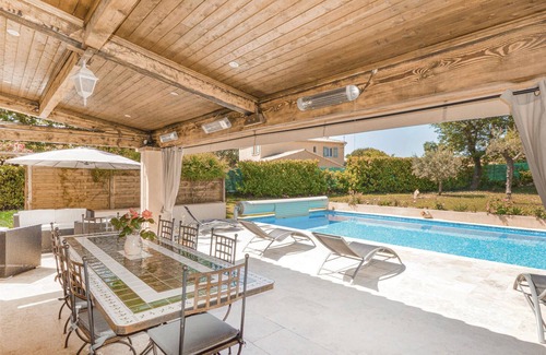 Saint-Cezaire-sur-Siagne House | Inviting 4-Bedroom Retreat in St. Cézaire sur Siagne
