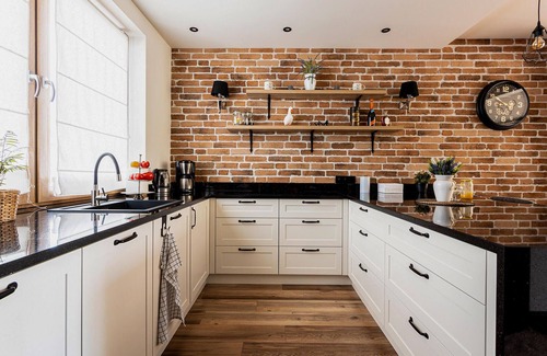 Olsztynek House | Discover Comfort at Mielno Lake: Modern Cottage Retreat