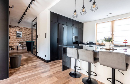 Olsztynek House | Discover Comfort at Mielno Lake: Modern Cottage Retreat