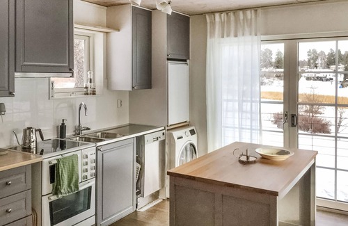 Osteraker House | Inviting 3 Bedroom Accommodation with Oceanfront Views