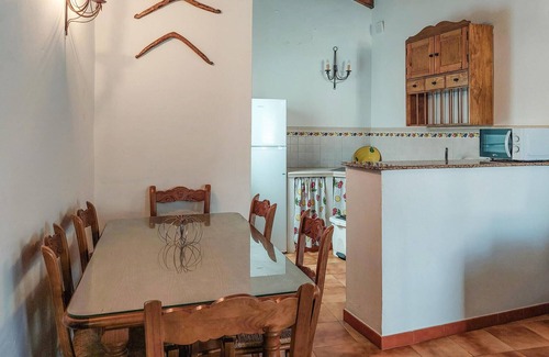 Algatocin House | Spacious 4-Bedroom Retreat with Pool in Algatocin