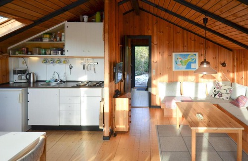 Anholt House | Cozy Home in Anholt with Kitchen and Pet-Friendly Amenities