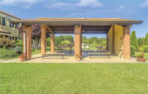 Ariano nel Polesine House | Delightful Home in Ariano Nel Polesine with Kitchen Access