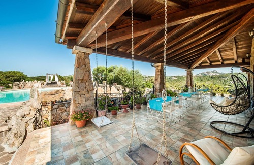 Arzachena House | Elegant Villa with Pool in Gallura's Heart