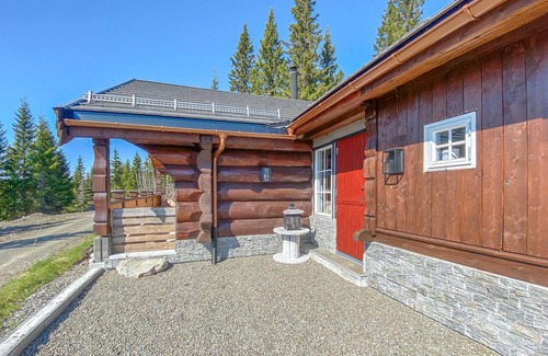 Nordre Land House | Enchanting Log Cabin Retreat Near Dokka and Lillehammer