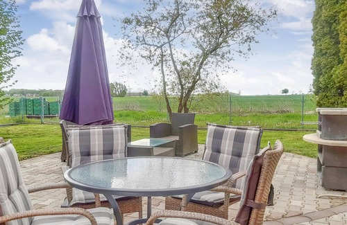 Behrenhoff House | Comfortable 2 Bedroom Retreat in Behrenhoff with Spa Access
