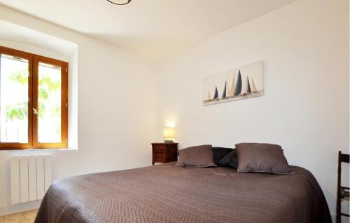 Bizanet House | Cozy Home in Bizanet with Family-Friendly Kitchen