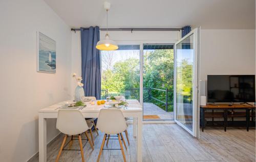 Brsec House | Cozy Retreat in Brsec with Free Wifi & Pet Friendly