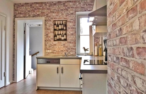 Am Dobrock House | Spacious 4-Bedroom Home in Cadenberge with Lake View